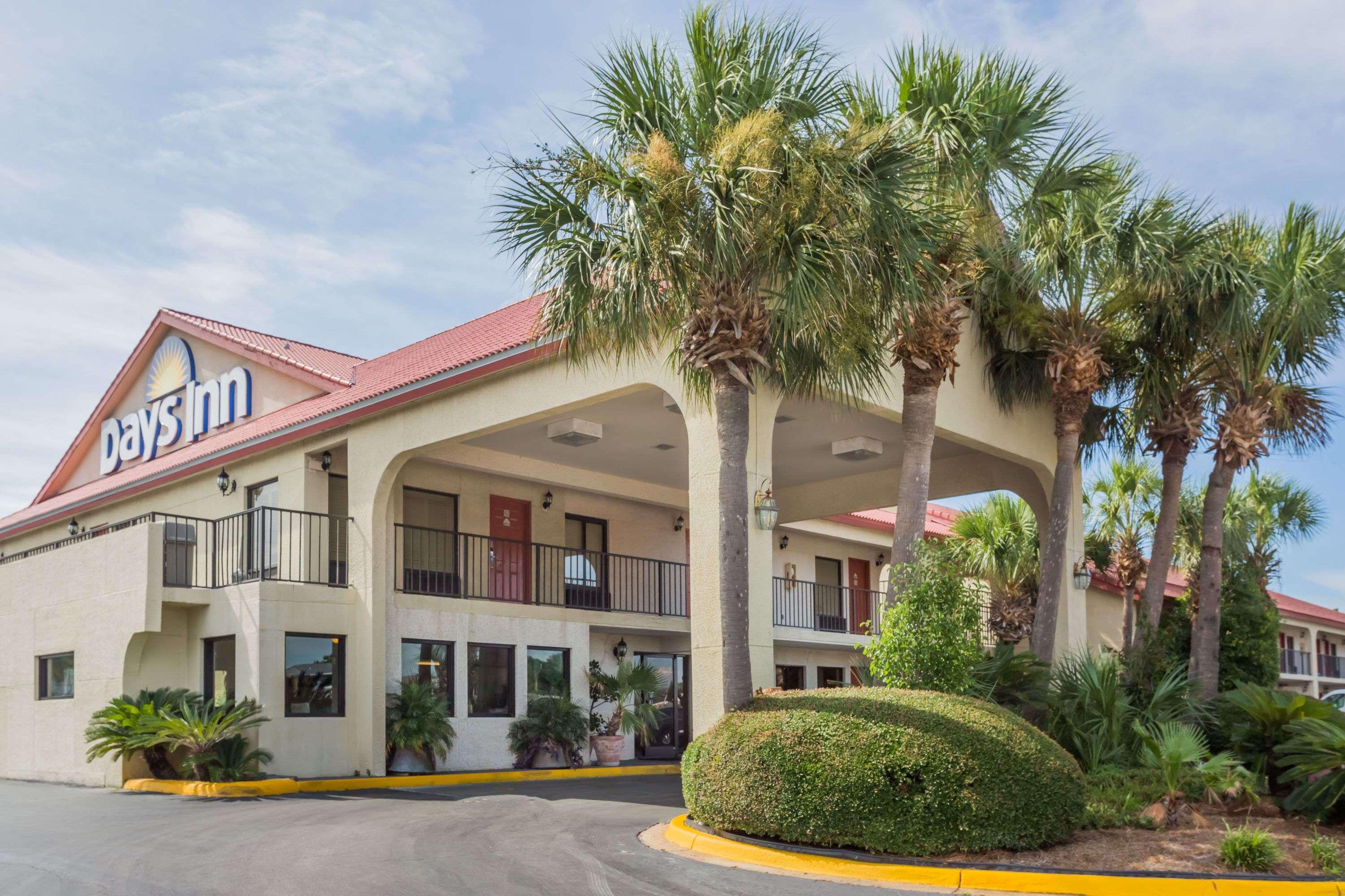 Days Inn By Wyndham Destin Eksteriør billede