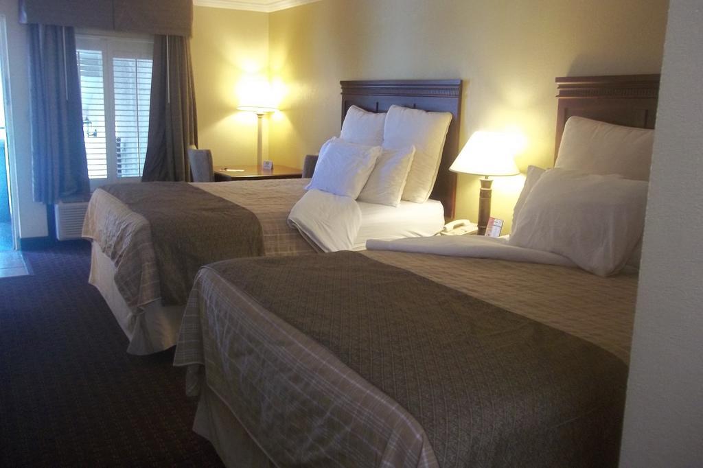 Days Inn By Wyndham Destin Eksteriør billede