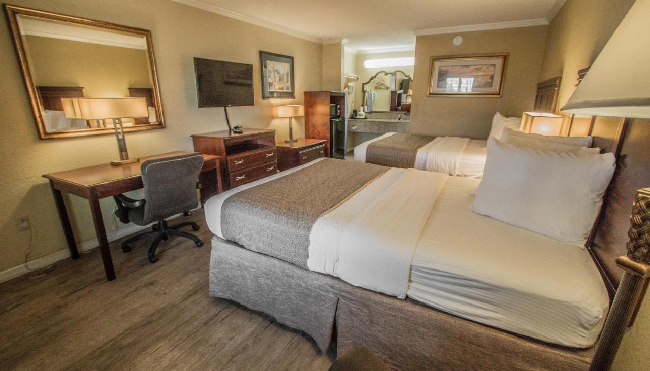 Days Inn By Wyndham Destin Eksteriør billede